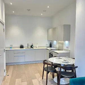 luxury-modern-1-bed-apartment.brighton-hotels-england.com/
